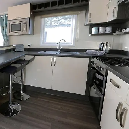Holiday Home With Panoramic Sea Views Lytchett Minster Exterior photo