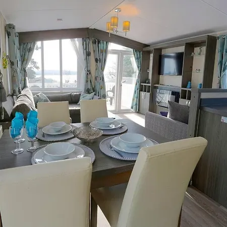 Holiday Home With Panoramic Sea Views Lytchett Minster Exterior photo