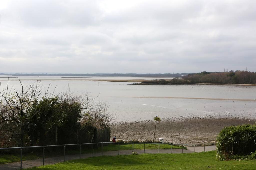 Holiday home With Panoramic Sea Views Lytchett Minster